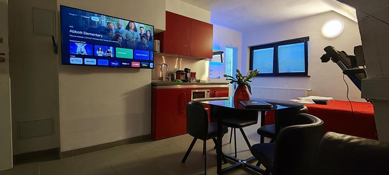 Logeerkamer Xxl 25 M2 Zemst Εξωτερικό φωτογραφία