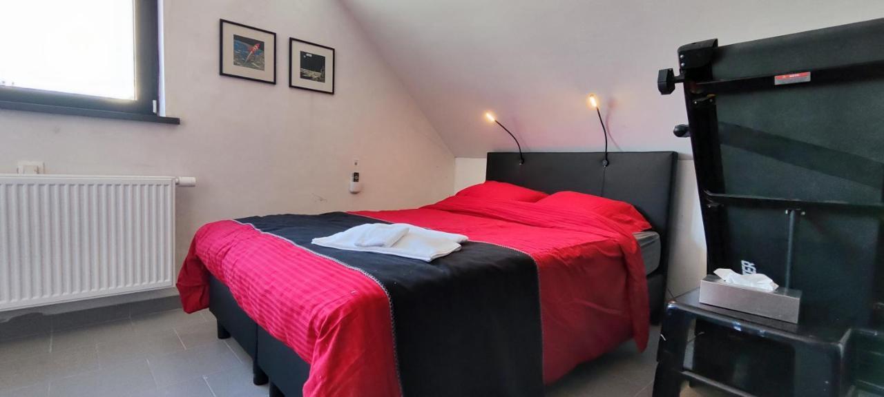 Logeerkamer Xxl 25 M2 Zemst Εξωτερικό φωτογραφία